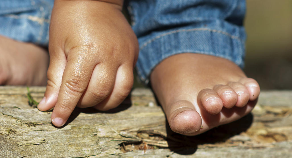 Comment Prendre Soin De L Ongle Incarne De Votre Enfant Centre Maman